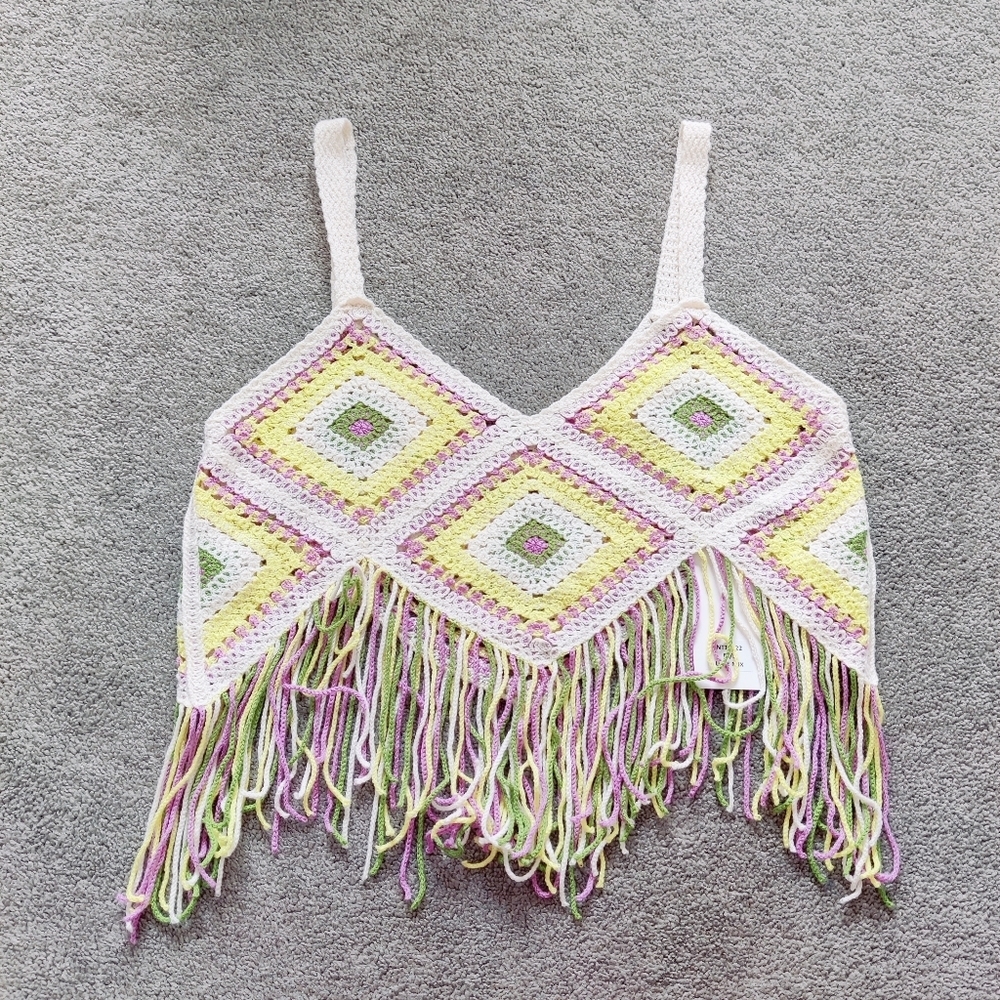 New In Women's Vibrant Crochet Fringe Crop Top Size Medium Large Resortwear NEW - Picture 3 of 5